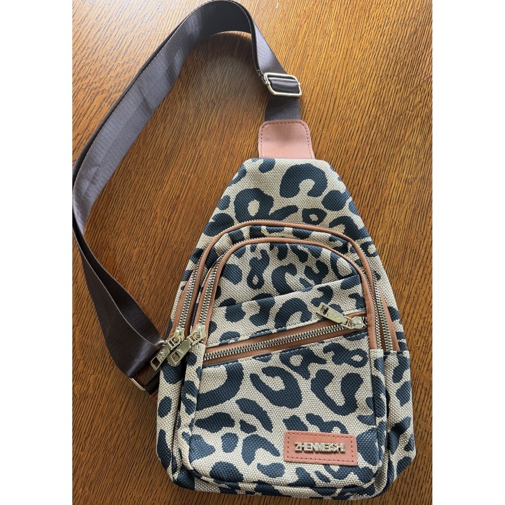Zhen Meishi Women's Leopard Print Water Repellent Canvas Crossbody Bag NWOT NEW